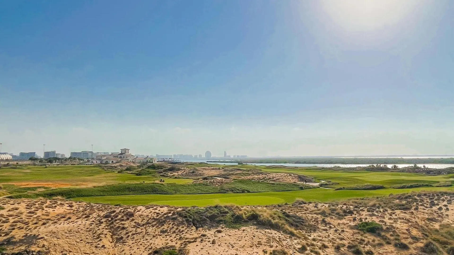 Voyage Ansam Three Bedroom With Ocean Views أبو ظبي 0*,  الإمارات العربية المتحدة