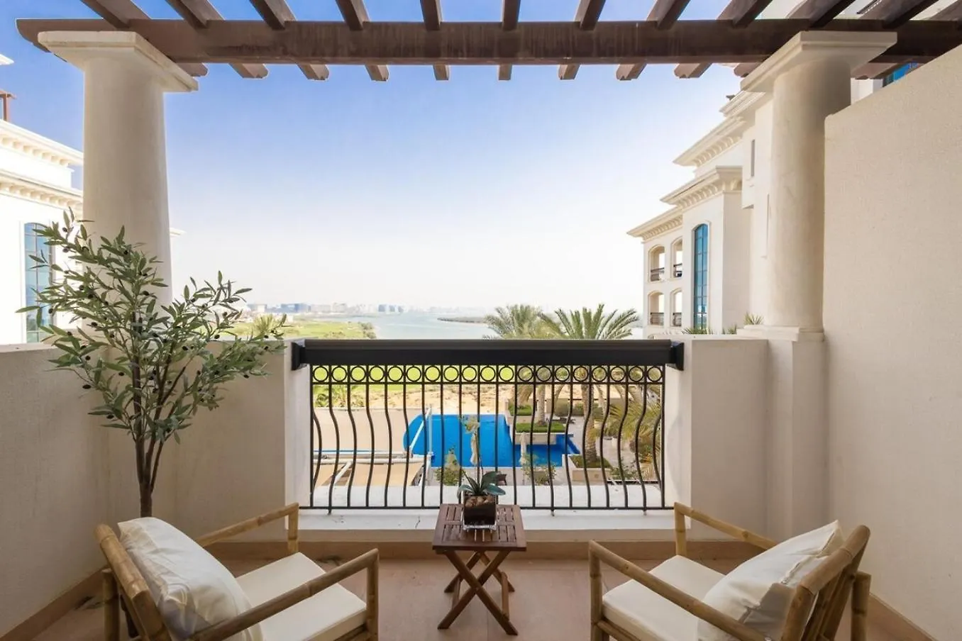 Voyage Ansam Three Bedroom With Ocean Views أبو ظبي 0*,